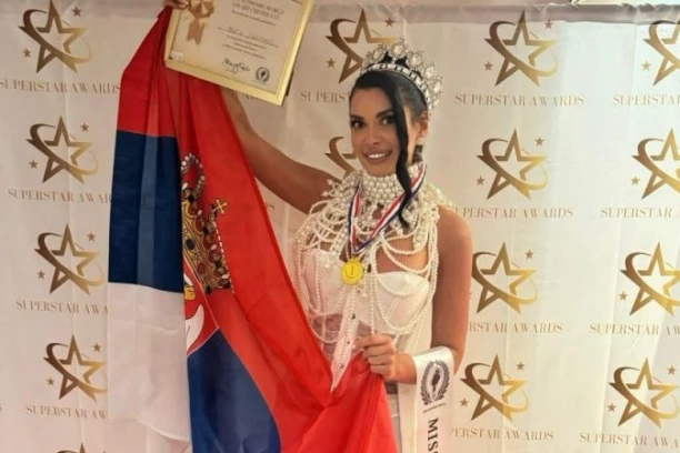 ZAVIJORILA SE SRPSKA ZASTAVA U SRCU KANA! Marija Čitaković osvojila titulu Miss Economic World 2025!