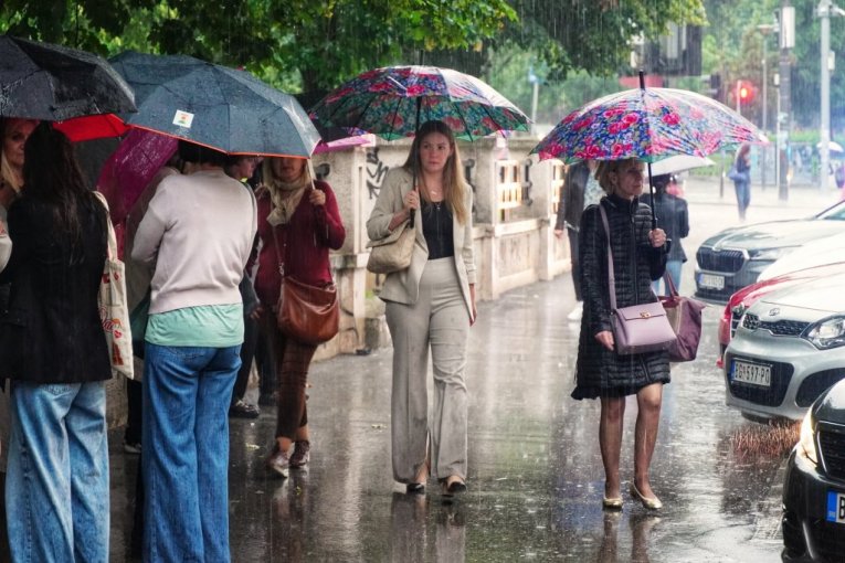 Pred nama novi kišni dan