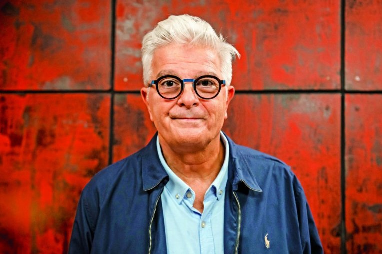 NEBOJŠA KRSTIĆ, MARKETINŠKI STRUČNJAK I POLITIČKI ANALITIČAR! Aleksandar Vučić jeste pobedio "krvavu šaku"!