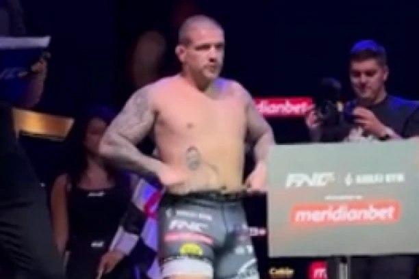 ŠTA TO PALI VASO BAKOČEVIĆ NA MERENJU ZA FNC 23? Čuveni Psihopat opet u centru pažnje! (VIDEO)