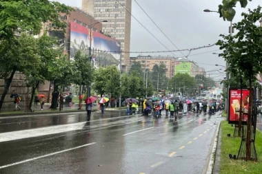 NIJE SAMO NEVREME DANAS ZAGORČALO ŽIVOT BEOGRAĐANIMA! Šačica blokadera foteljaša pravila opet haos po gradu!