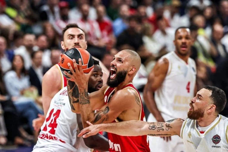 ŠOK U ABU DABIJU: Grčki derbi ćemo gledati u borbi za treće mesto! Monako je FINALISTA Evrolige!