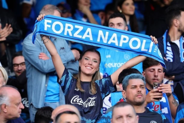 GOREĆE PODNO VEZUVA: Napoli je ŠAMPION Italije! (VIDEO)