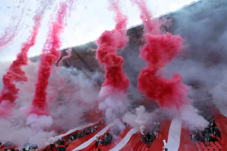 RAKETNA BAZA NA MARAKANI: Pogledajte kakav SPEKTAKL su priredili navijači Crvene zvezde! (VIDEO)