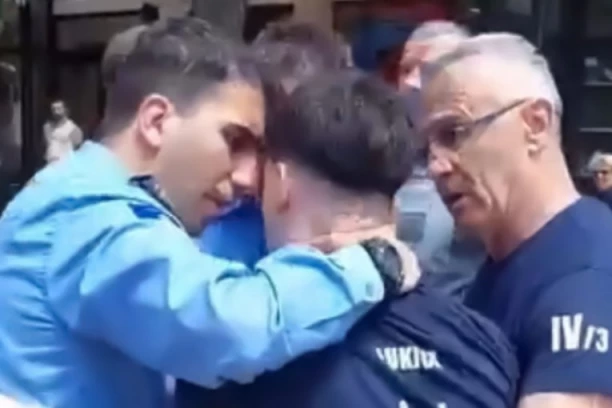 KOSOVSKI POLICAJAC DAVIO MALOLETNOG SRBINA: Vapaj Eparhije raško-prizrenske međunarodnoj zajednici da zaustavi nasilje (UZNEMIRUJUĆI VIDEO)