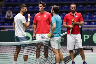 UŽAS U PRESTONICI: Bačena bomba na restoran srpskog tenisera - osumnjičeni je odmah uhapšen!