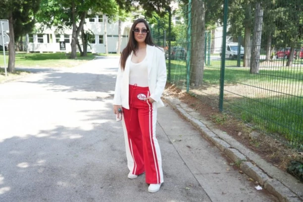 SANJA VUČIĆ NAJAVILA DUET SA ČLANICOM ŽIRIJA ZVEZDA GRANDA! Otkrila da li je u svađi sa Ivanom i Ksenijom!