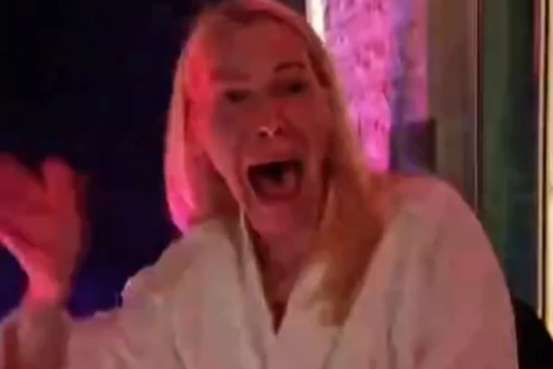 NAPADNUTA NATAŠA BEKVALAC! Pevačica pred koncert doživela VELIKU NEPRIJATNOST! (FOTO)