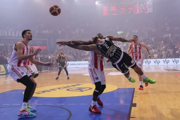 BORBA ZA FINALE: Kreću odlučujuće bitke - večite čeka pakao polufinala AdmiralBet ABA lige!