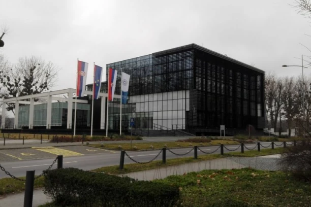 "ŠTO PRE STVORITI PREDUSLOVE ZA NASTAVAK NASTAVE"! Markoski održao sastanak sa dekanima fakulteta u Novom Sadu!