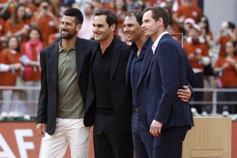 NOVAK ĐOKOVIĆ OPET "ZARIO NOŽ U SRCE" FEDERERU: Srbin po još jednom parametru prestigao Švajcarca!