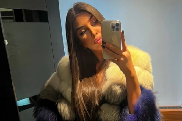 UNUKA ČUVENOG TOZOVCA STALA NA LUDI KAMEN: Njen izabranik i ona se odlučili na NEOBIČNO VENČANJE! (FOTO)