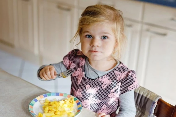 OVO JE NAJZDRAVIJA NAMIRNICA KOJU TREBA DA JEDE SVAKO DETE: Podržava probavu, sprečava zatvor i daju mu sve što mu je potrebno za pravilan razvoj