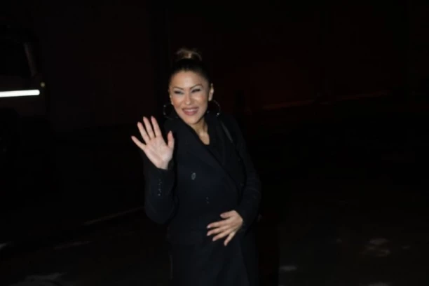 BIO JE NAJVEĆI ZAVODNIK, PA NESTAO SA SCENE! Njegov hit s Minom Kostić svi obožavate - OŽENIO se posle 14 godina i otvorio kafić! (FOTO)