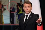 MISLILI SU DA SAM PODELIO KESU KOKAINA, A SAD KAD IMAM SVAĐU SA SUPRUGOM... Makron se ponovo oglasio nakon što ga je Brižit OŠAMARILA, u sve se umešala i Zaharova (VIDEO)
