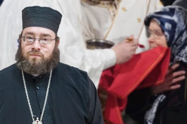 OVI LJUDI NIKADA NE BI SMELI DA SE PRIČESTE! Otac Dimitrije kaže da im tada to ne ide na spasanje, već na osudu!