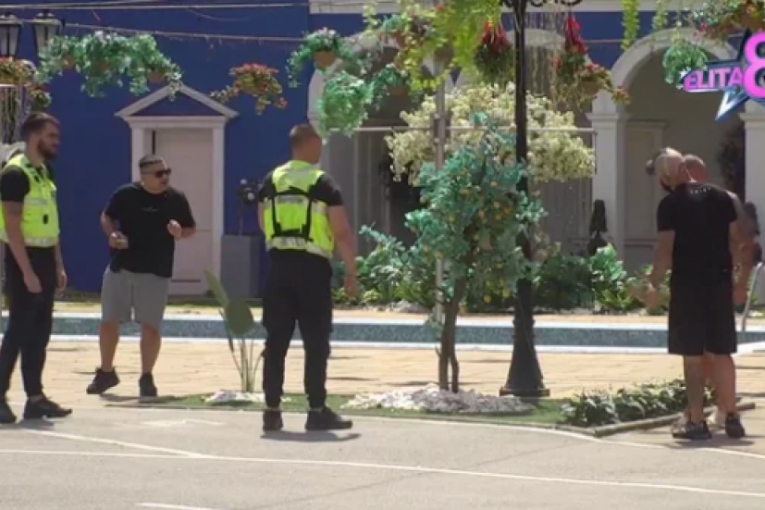 Aneli Ahmić, Luka Vujović i Bebica