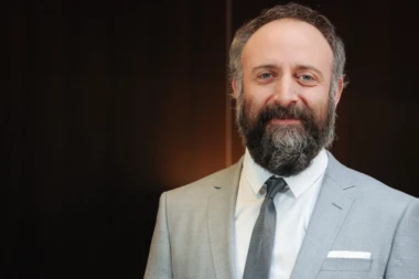 OVAKO DANAS IZGLEDA BIVŠA ŽENA SULEJMANA VELIČANSTVENOG KOJU JE TRUDNU OSTAVIO ZBOG LEPE ŠEHEREZADE: Iz osvete je uradila najbolniju stvar