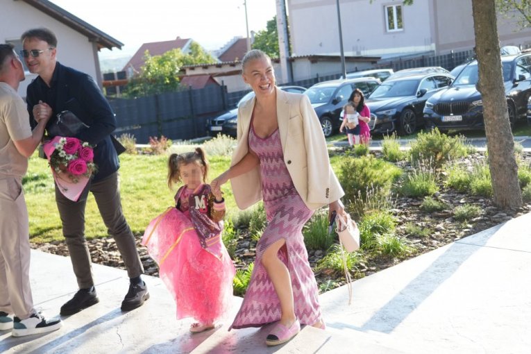 Bojana sa ćerkom Mitrom