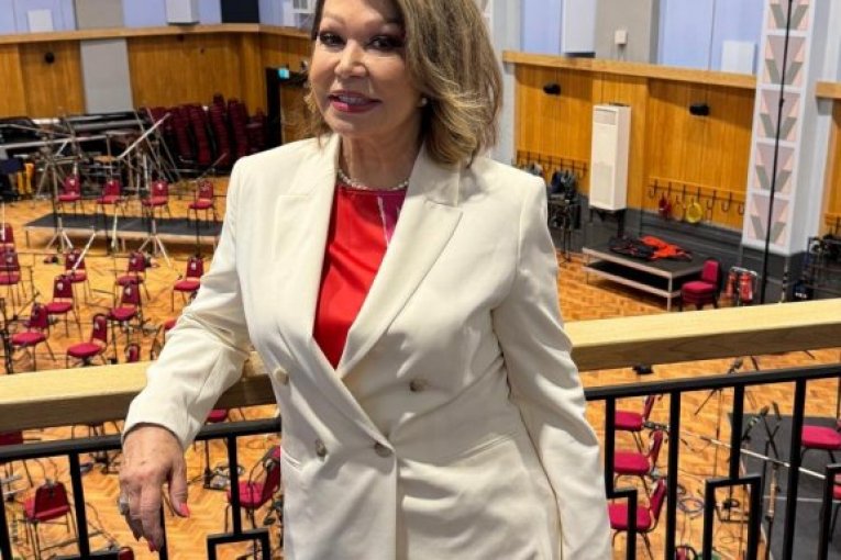 Neda Ukraden u Londonu