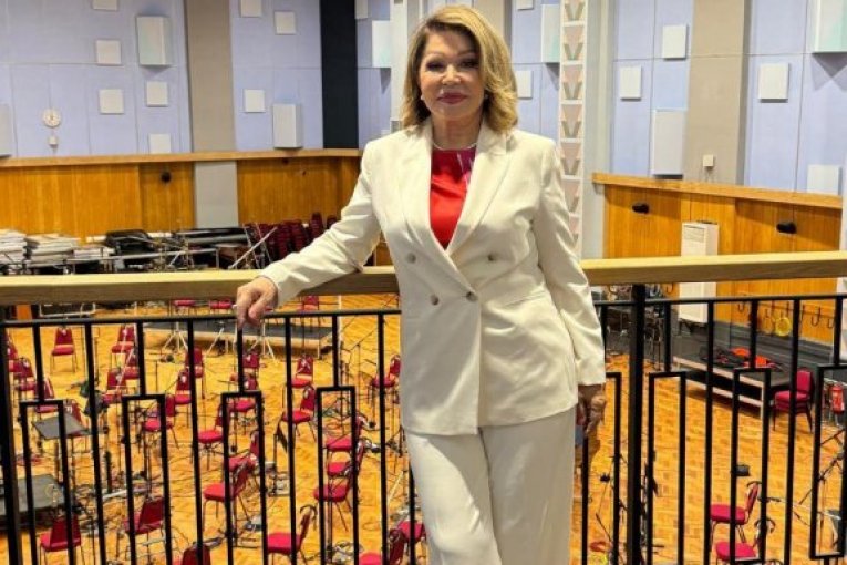 Neda Ukraden u Londonu