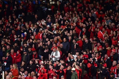 PROCURILA ŠOKANTNA INFORMACIJA IZ MEDIJA : Više ljudi na utakmici iz lažne države Kosovo nego Albanaca!