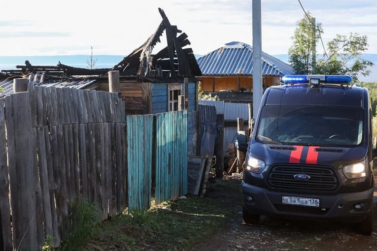 ROĐENDANSKA ZABAVA SE PRETVORILA U MASAKR: Mladić iskasapio svoje prijatelje, pa izvršio samoubistvo (VIDEO)
