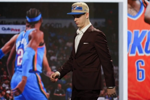 NIKOLA, CEO SVET JE PRED TOBOM: Topić je ujedinio celu Srbiju, a njegova bolest postala je SIMBOL borbe i pobede!