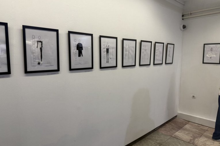 "Modna igraonica" u kojoj učestvuju devojčice iz Ribnikara posvećena Angelini Aćimović