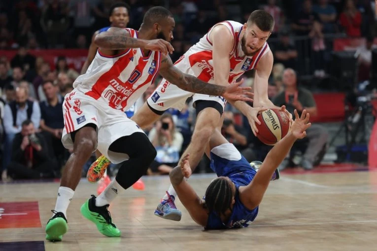 POENI O KOJIMA BRUJI CELA SRBIJA: Da li je Zvezda Meridianbet pokradena ili ipak ne?! (VIDEO)