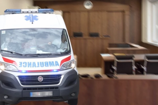 KOLABIRAO MAKRO KOJI JE PODVODIO DEVOJČICE! Bogate klijente ucenjivao snimcima intimnih odnosa! DRAMA NA SUĐENJU!