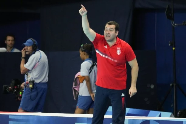 DEMONSTRACIJA MOĆI: Kakav početak Svetskog prvenstva - SRBIJA BROJALA DO 27!