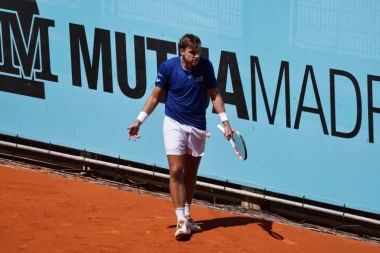 HAMAD MEĐEDOVIĆ OSTAO BEZ GLAVNOG ŽREBA U LONDONU: Srbin pao već na prvoj prepreci!