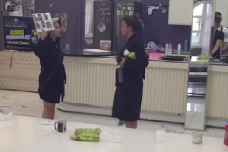 Milena Kačavenda i Aneli Ahmić