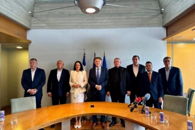 DALIBOR MARKOVIĆ U SOLUNU RAZGOVARAO SA GENERALNIM KONZULOM SRBIJE U GRČKOJ I ZAMENIKOM GRADONAČELNIKA SOLUNA