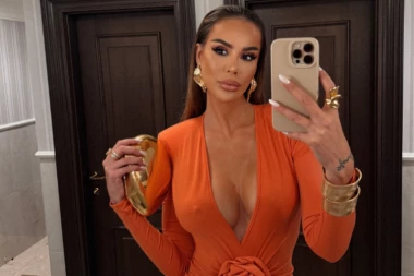 ŠOK BOMBA TAČKASTE MARE - Zbog OVE OBJAVE digla se OPŠTA PANIKA, svi se pitaju šta joj se desilo! (FOTO)