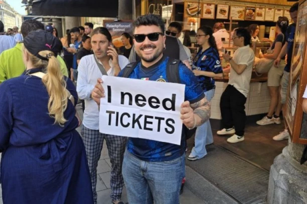 STIGLI U MINHEN I NE PITAJU ŠTA KOŠTA: Evo koliko su navijači Intera spremni da daju novca za kartu za finale LŠ (FOTO+VIDEO)