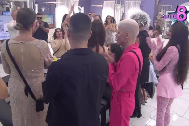 VELIKO SLAVLJE U "ELITI 8": Vanredno UKLJUČENJE u program, učesnicima stiglo HITNO SAOPŠTENJE! (VIDEO)