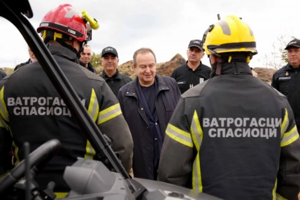 "VISOKA TEMPERATURA, VETAR KOJI JE DUVAO" Dačić požare u Srbiji uporedio s OVIM!