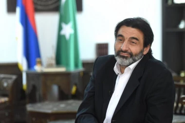 "KRISTIJAN GOLUBOVIĆ JE TO URADIO"! Šokantna Ispovest Muftije Spahića o noći kad je zapaljena Bajrakli džamija u Beogradu!