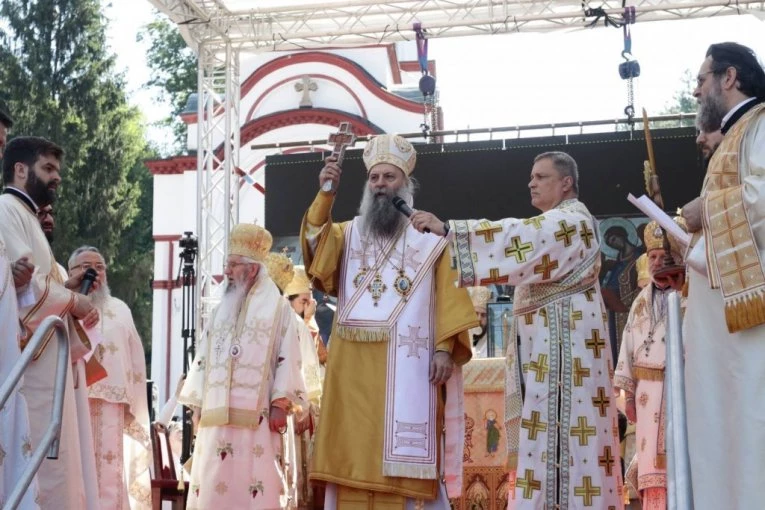 PATRIJARH PORFIRIJE IZ MANASTIRA TUMANE PORUČIO: "Neka nam Bog podari veru svetitelja"