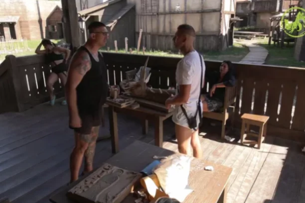 KRISTIJAN I BOŽA NA KORAK OD FIZIČKOG OKRŠAJA: Padaju teške reči - u sve umešana ONA!