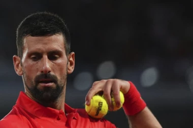 ĐOKOVIĆ SE VRAĆA TAMO GDE ZASLUŽUJE, NEGDE U TOP 20! Britanac provocira Novaka pred njihov obračun!
