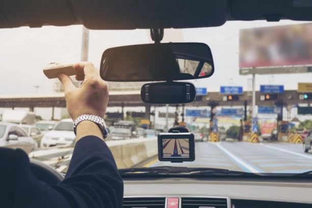 OD 1. JULA U GRČKOJ! Ovo su odgovori na najvažnija pitanja o SRPSKOM TAGU - evo gde ćete moći da ga kupite i kako se koristi!