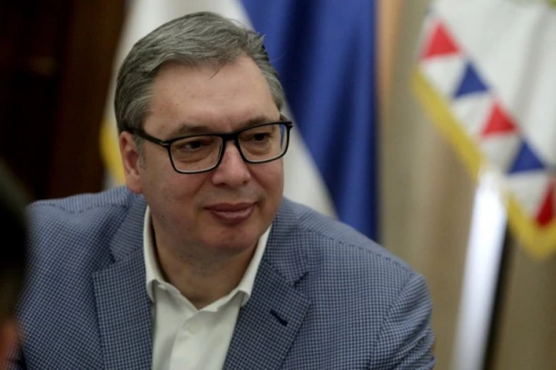 VUČIĆ ČESTITAO POBEDU NAVROCKOM: "U Srbiji ćete uvek imati iskrenog prijatelja i partnera"
