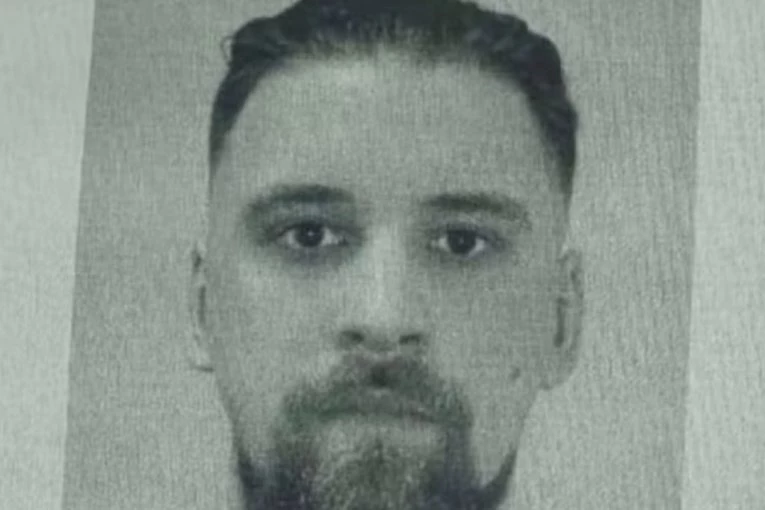 O NJEMU PRIČA CELA RUSIJA: Pronađen stan u kojem je živeo muškarac za kojim je raspisana poternica (VIDEO)