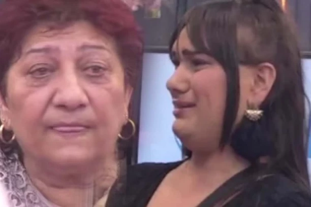 ANA NIKOLIĆ NAPUŠTA RIJALITI ZBOG STANJA NJENE MAJKE? Bolest zahvatila i pluća, STIGLE TUŽNE VESTI!