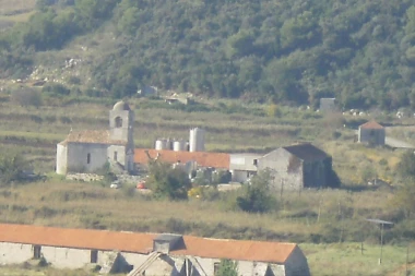 U SVETINJI KOJU JE SVETI SAVA OSNOVAO SADA DRUGI SLUŽE: Ovo je danas katolička crkva, a mesto je važno za srpsku istoriju