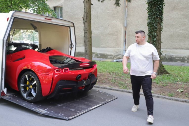 Zoki Ferari i ferari Saše Popovića