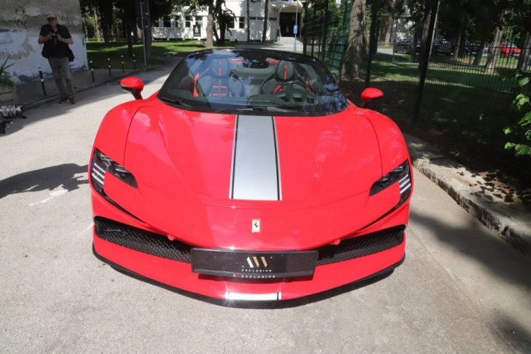 Zoki Ferari i auto Saše Popovića